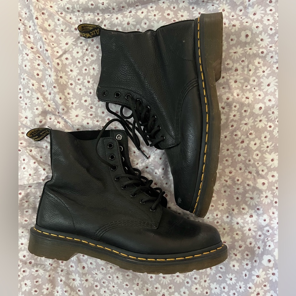 DR MARTENS 1460 Pascal Boot - women’s size 10